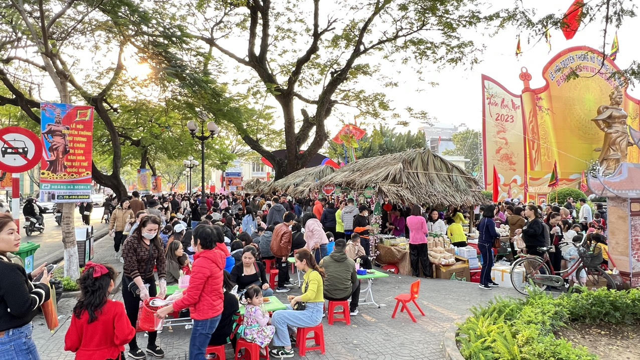 Nhiều hoạt động văn hoá ý nghĩa tại Lễ hội truyền thống Nữ tướng Lê Chân năm 2023