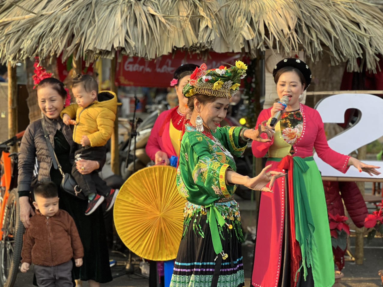 Nhiều hoạt động văn hoá ý nghĩa tại Lễ hội truyền thống Nữ tướng Lê Chân năm 2023