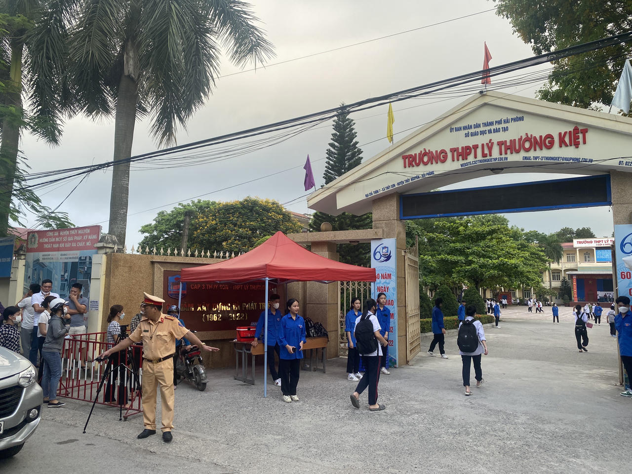 Vụ 3 bố con bị ngạt khí khi mở điều hòa ngủ trong xe ô tô: Hải Phòng không xét đặc cách cho nữ sinh vào lớp 10 công lập