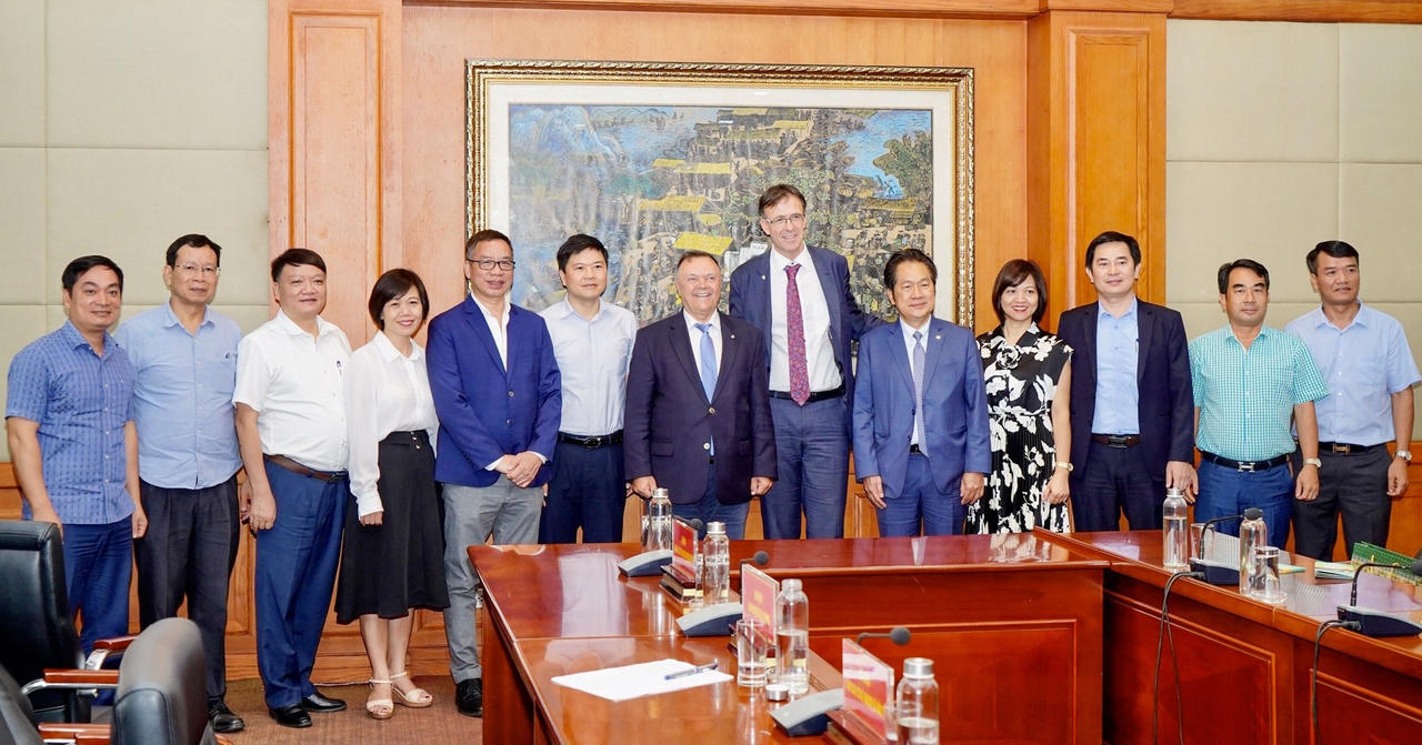 Hải Phòng thúc đẩy phát triển dịch vụ logistics cùng Liên đoàn các Hiệp hội giao nhận Vận tải thế giới