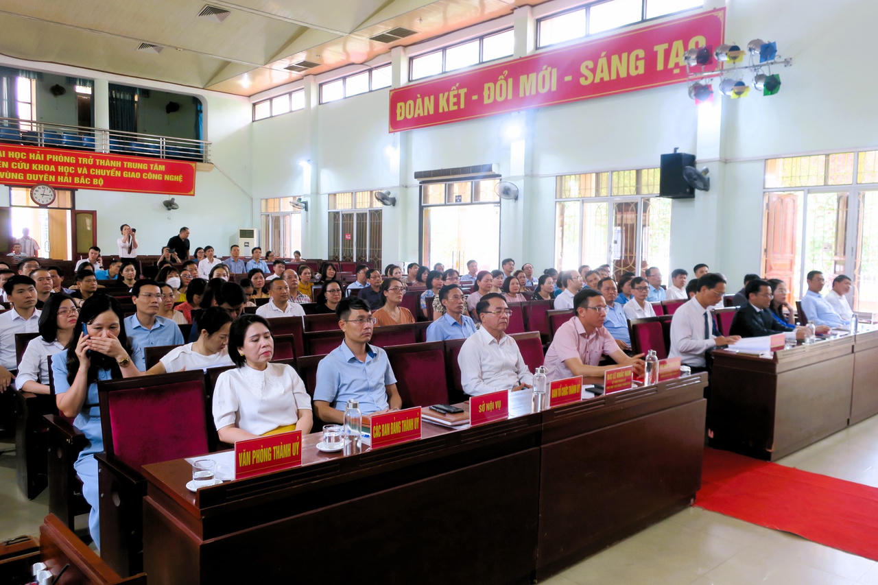Trường Đại học Hải Phòng có lãnh đạo mới