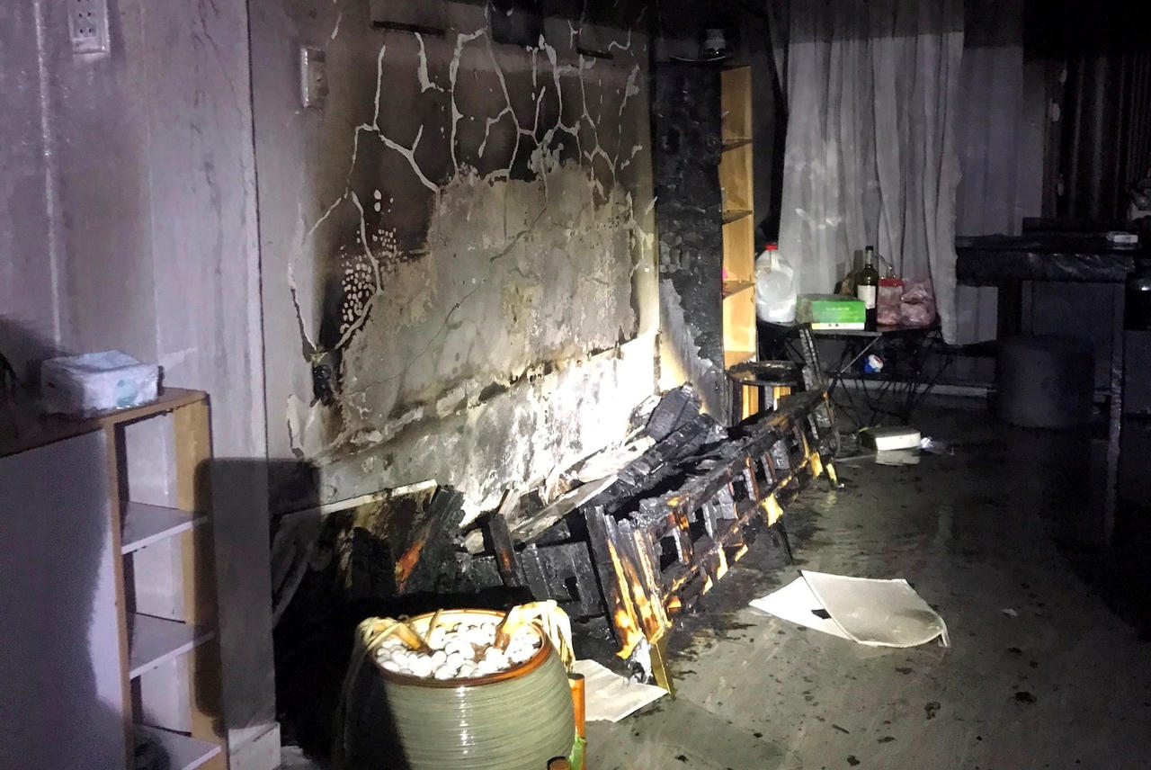 Giải cứu 3 người mắc kẹt trong đám cháy tại Hải Phòng