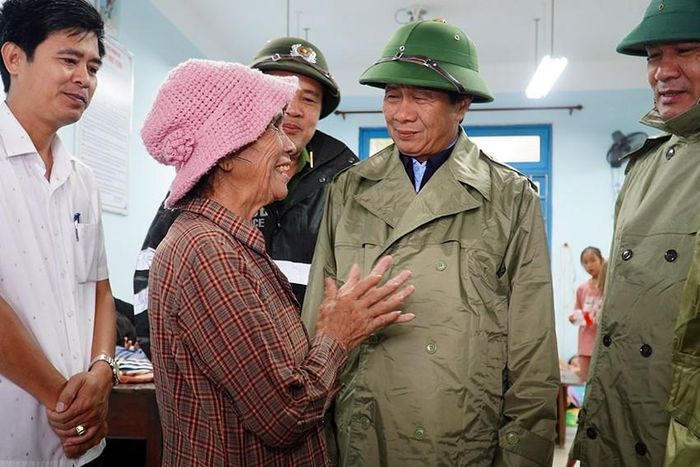 Vĩnh biệt “Trái tim màu Phượng đỏ”