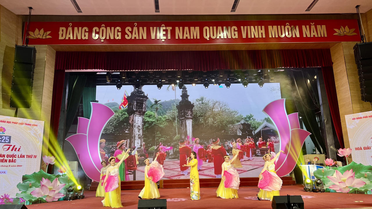 Sôi nổi các phần thi Hoà giải viên giỏi tại vòng loại miền Bắc