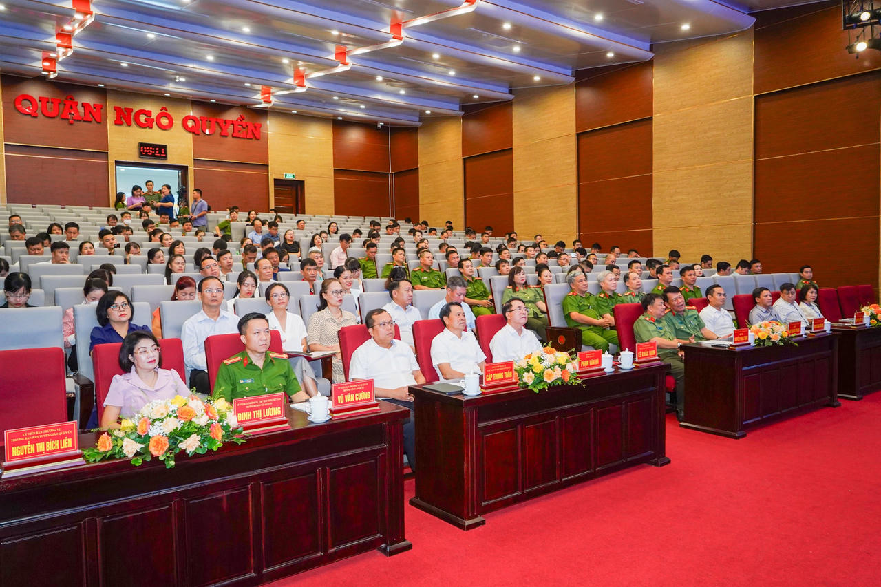 Bàn giải pháp phòng ngừa tội phạm trong lĩnh vực ngân hàng, kinh doanh vàng bạc, đá quý