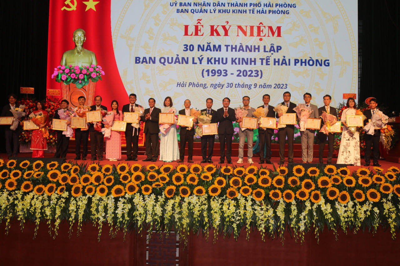 Hải Phòng cần tiên phong đổi hướng phát triển sang KCN xanh, sinh thái