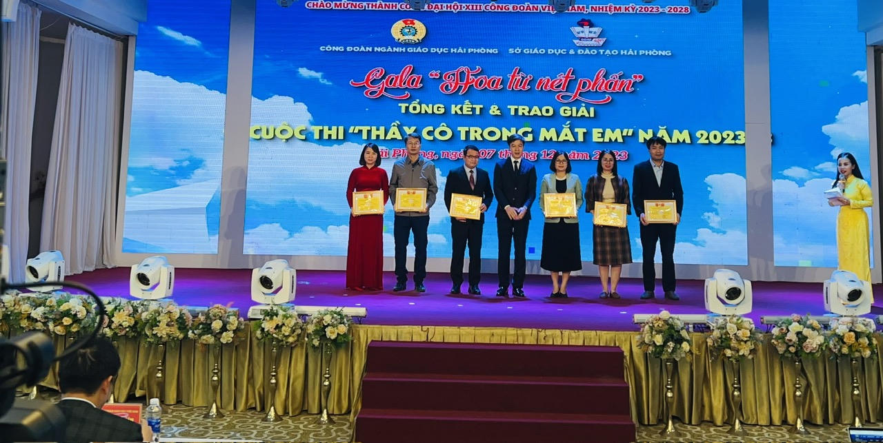 Hải Phòng trao giải cuộc thi 'Thầy cô trong mắt em'