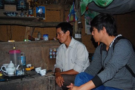 Thiếu phụ bị hiếp dâm tập thể vì lời dụ của gã trai làng