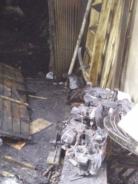 Hà Nội: Chập điện, cháy xưởng gỗ trên phố Đê La Thành