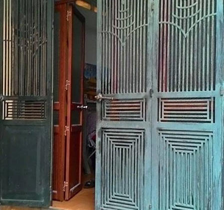 Nghi án giang hồ rút súng tự chế dằn mặt con nợ