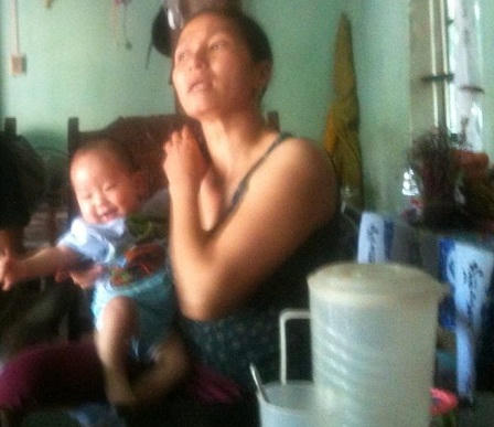 Mơ ước “đổi đời” bằng cách... buôn bán trẻ em