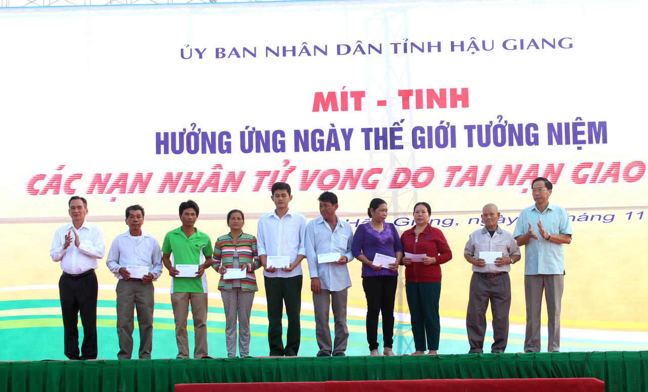 Hậu Giang: Không ngừng nâng cao nhận thức người dân đảm bảo trật tự, an toàn giao thông