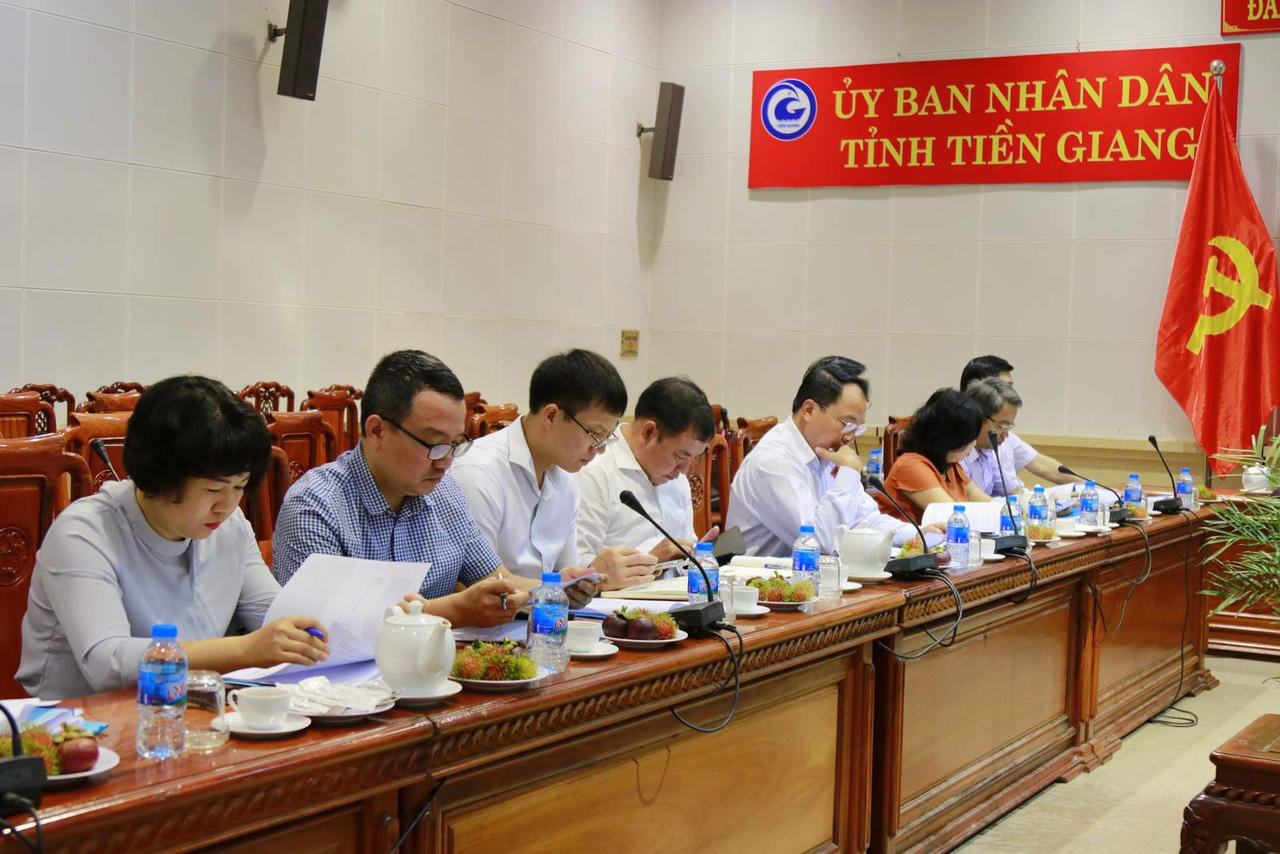 Bộ trưởng Lê Thành Long làm việc với Sở Tư pháp Tiền Giang