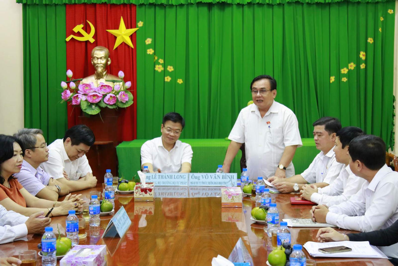 Bộ trưởng Lê Thành Long thăm Đoàn ĐBQH tỉnh Tiền Giang
