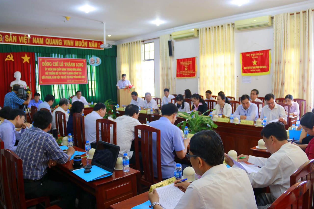 Bộ trưởng Lê Thành Long: “Tháo gỡ” nhiều khó khăn, vướng mắc cho Tư pháp Bến Tre