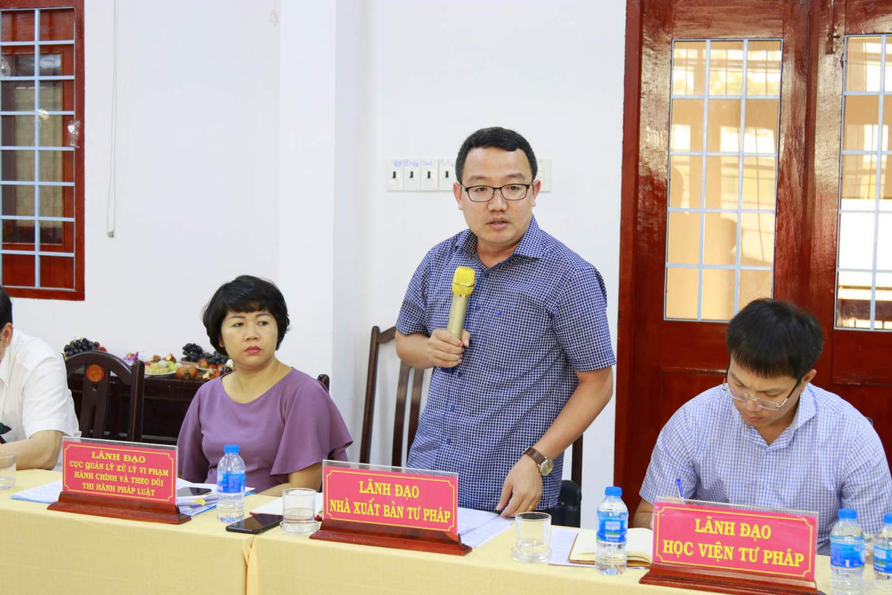 Bộ trưởng Lê Thành Long: Tư pháp Trà Vinh cần quyết liệt giải quyết vấn đề Quốc tịch, Hộ tịch