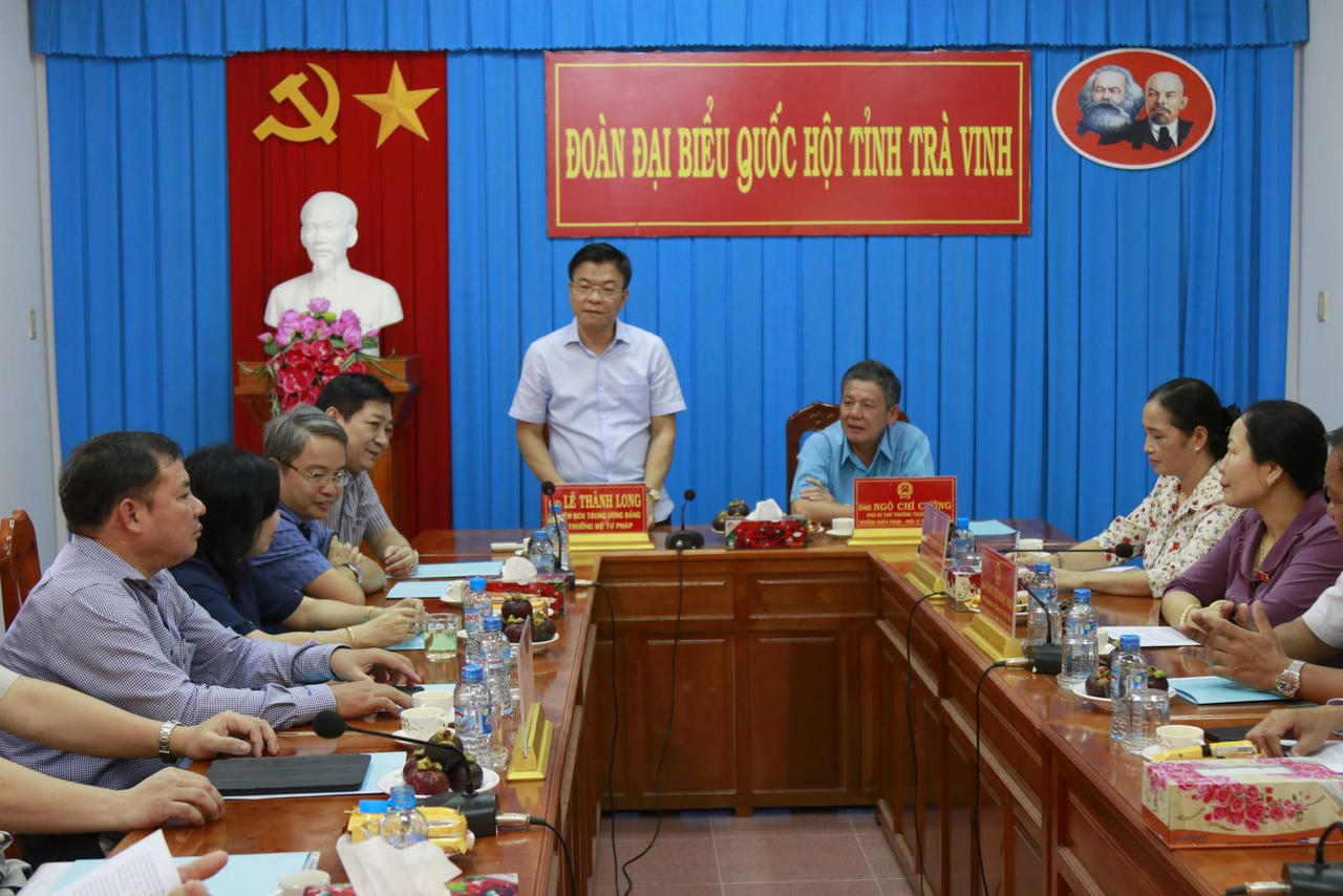 Bộ trưởng Lê Thành Long thăm Đoàn ĐBQH tỉnh Trà Vinh