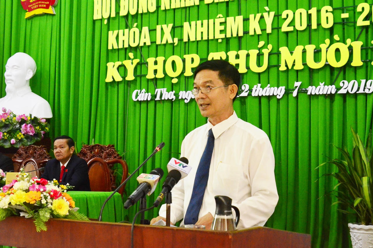 'Nóng' nghị trường Cần Thơ vụ xăng 'rỏm' của  Trịnh Sướng