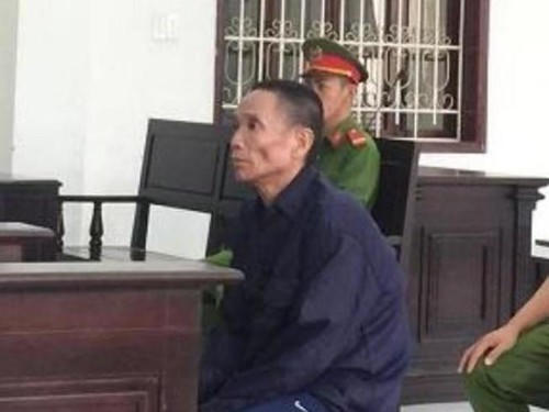 Sang hàng xóm 'nhậu ké' rồi dùng búa đánh chết chủ nhà, lĩnh án 19 năm tù