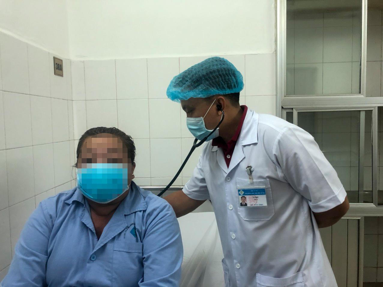 Hy hữu: Lấy thành công xương cá hóc trong phế quản gần 1 năm