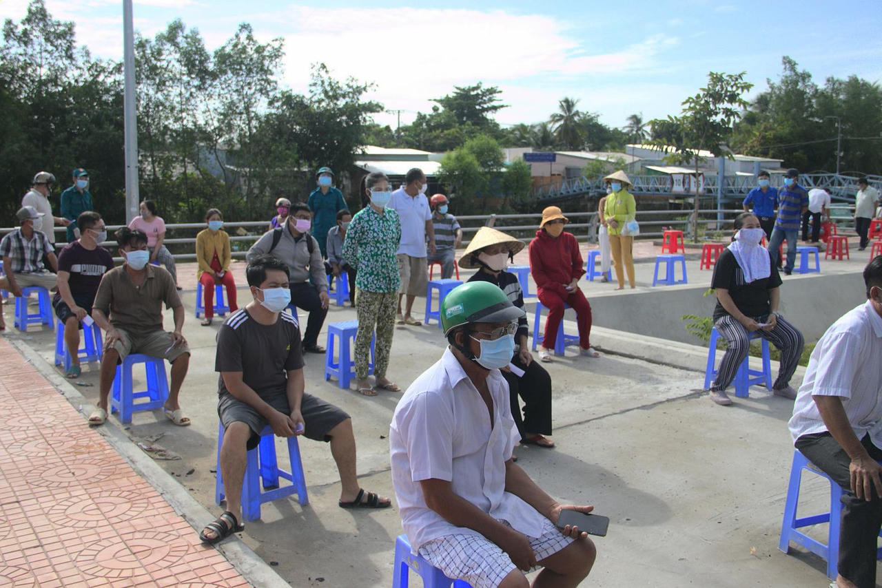 Cần Thơ: Đảm bảo an toàn khi lấy mẫu xét nghiệm sàng lọc COVID-19 