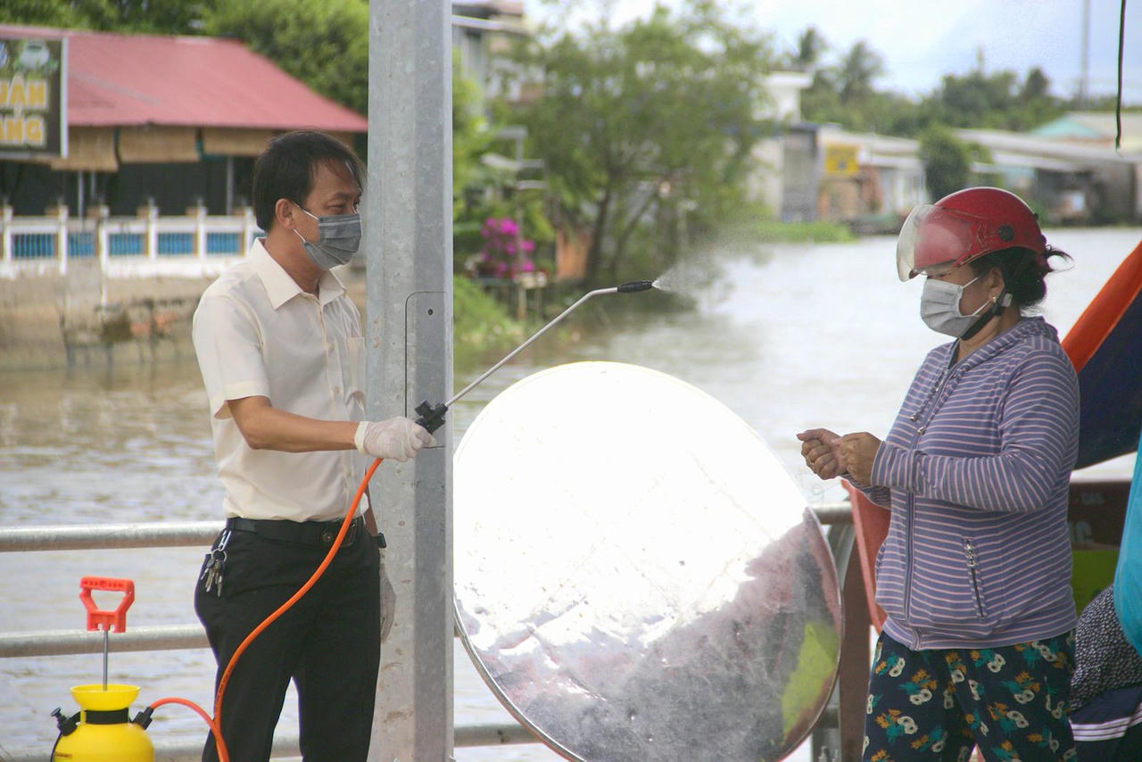 Cần Thơ: Đảm bảo an toàn khi lấy mẫu xét nghiệm sàng lọc COVID-19 