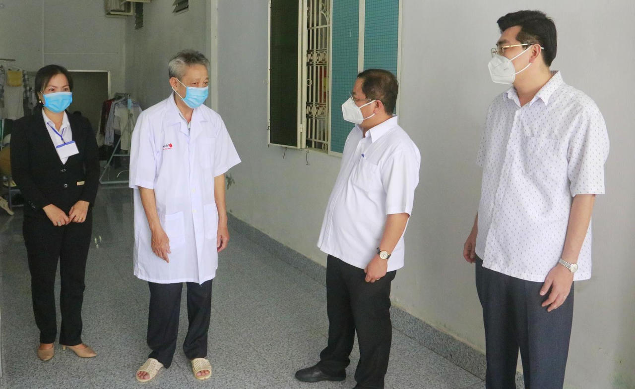 Cần Thơ: “Trạm Y tế lưu động” hỗ trợ chống dịch, kịp thời chăm sóc sức khỏe cho người dân