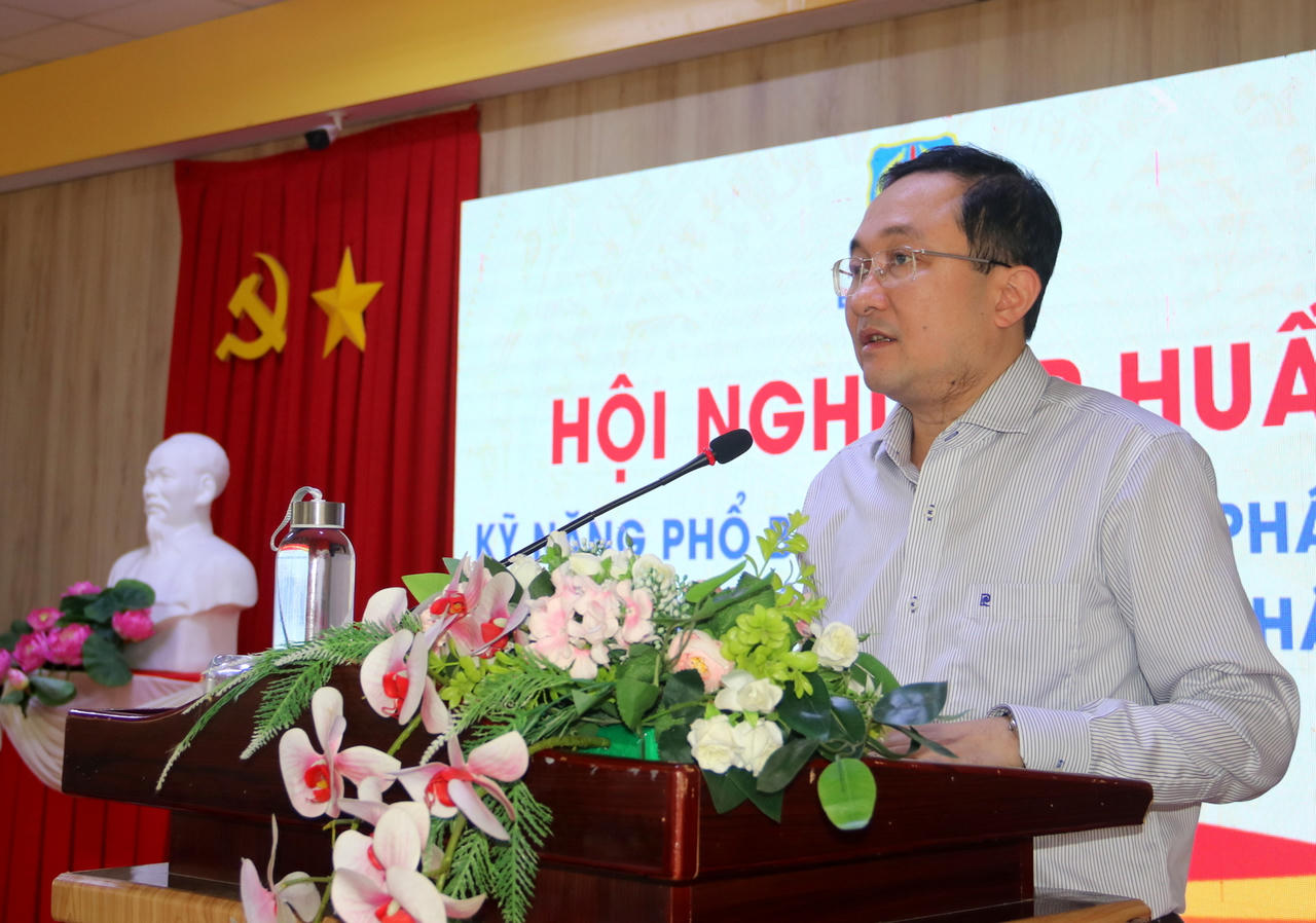 Bộ Tư pháp tổ chức tập huấn kỹ năng PBGDPL tại Sóc Trăng 