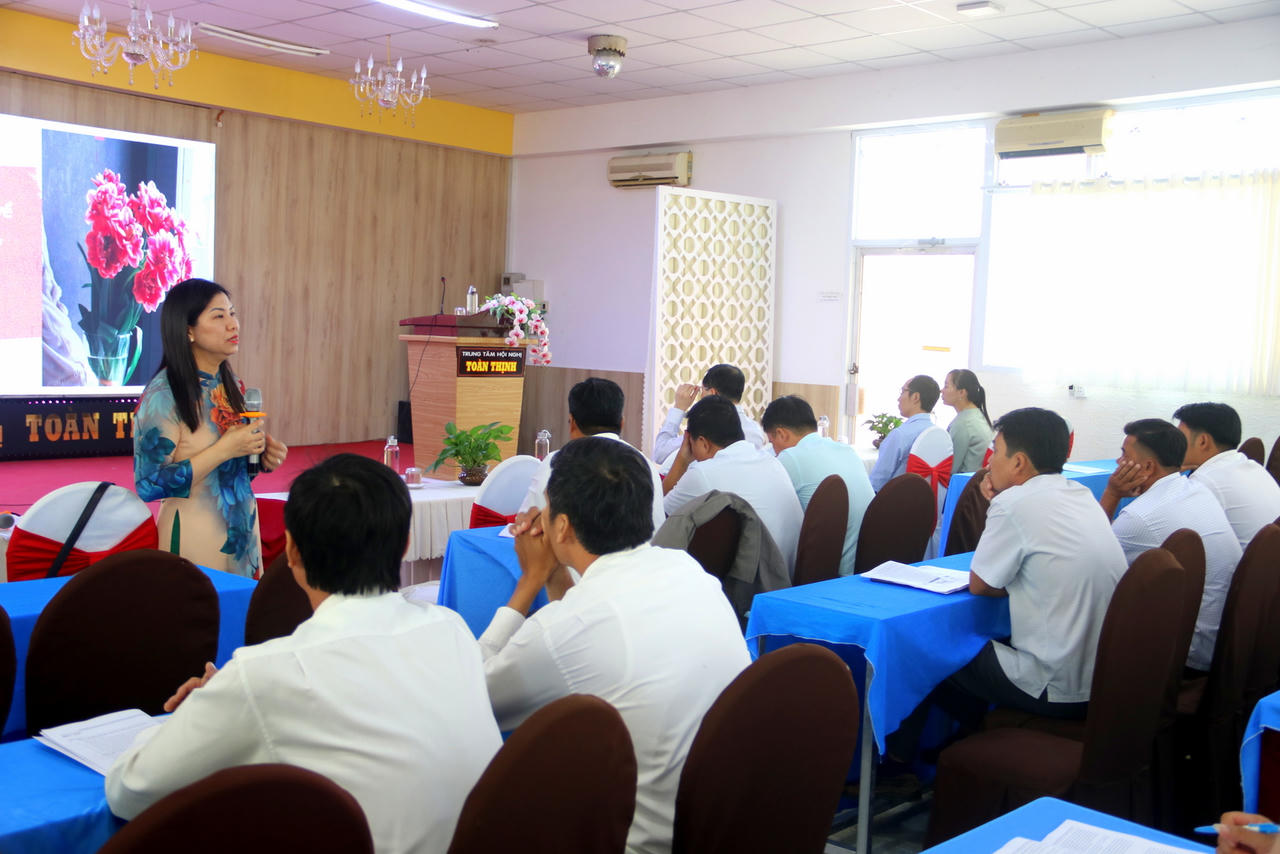 Bộ Tư pháp tổ chức tập huấn kỹ năng PBGDPL tại Sóc Trăng 