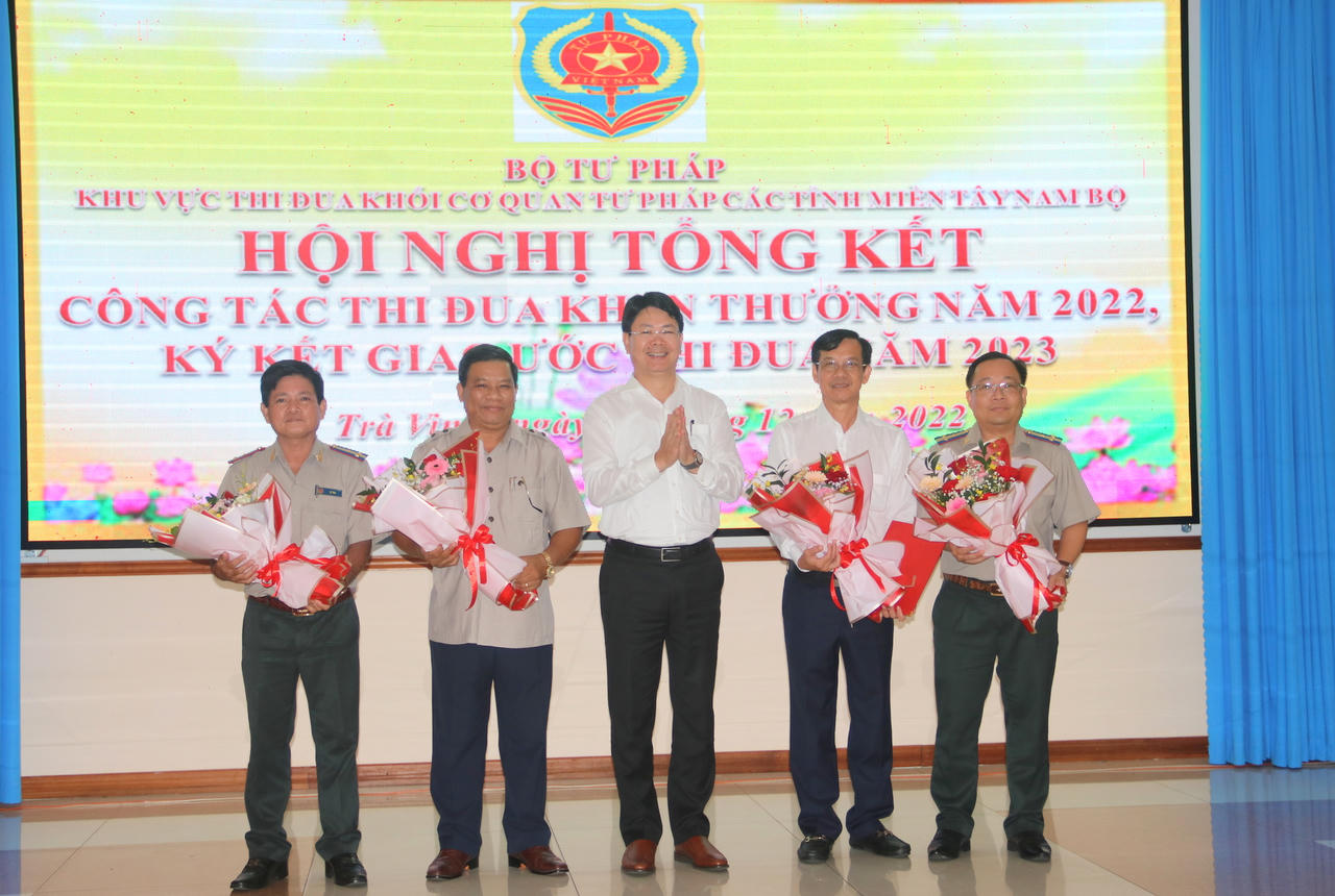 Khối Cơ quan Tư pháp các tỉnh miền Tây Nam Bộ: “Tăng cường truyền thông để nhân rộng mô hình thi đua khen thưởng hiệu quả”