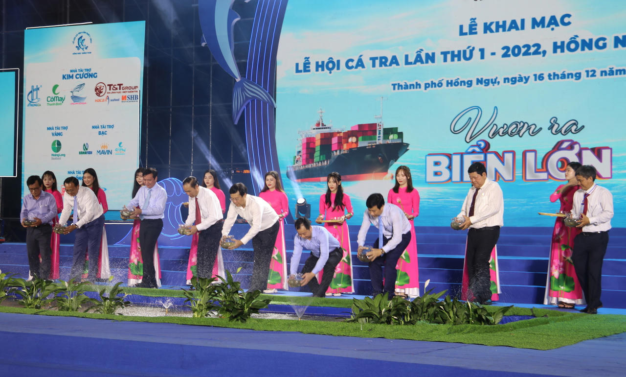 Đồng Tháp khai mạc Lễ hội Cá tra 