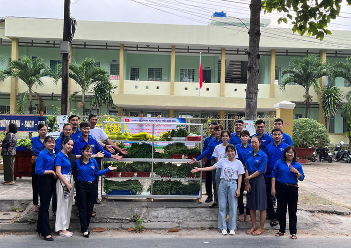 Khai trương thí điểm gian hàng sản phẩm hữu cơ PGS Đồng Tháp