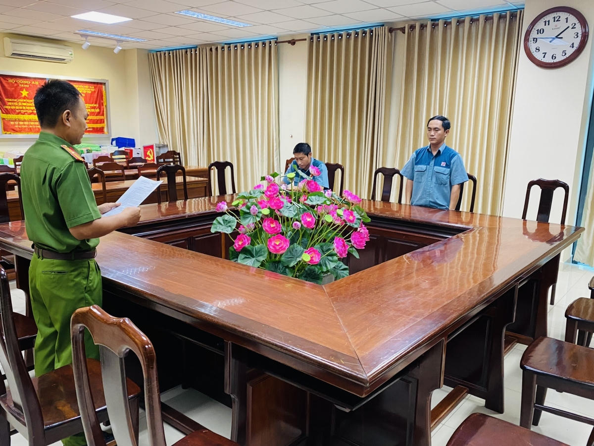 Bắt giam thêm 1 Phó Giám đốc Trung tâm đăng kiểm ở Cần Thơ
