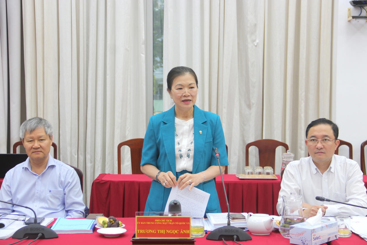 Cần Thơ vận dụng tối đa công nghệ thông tin trong PBGDPL 