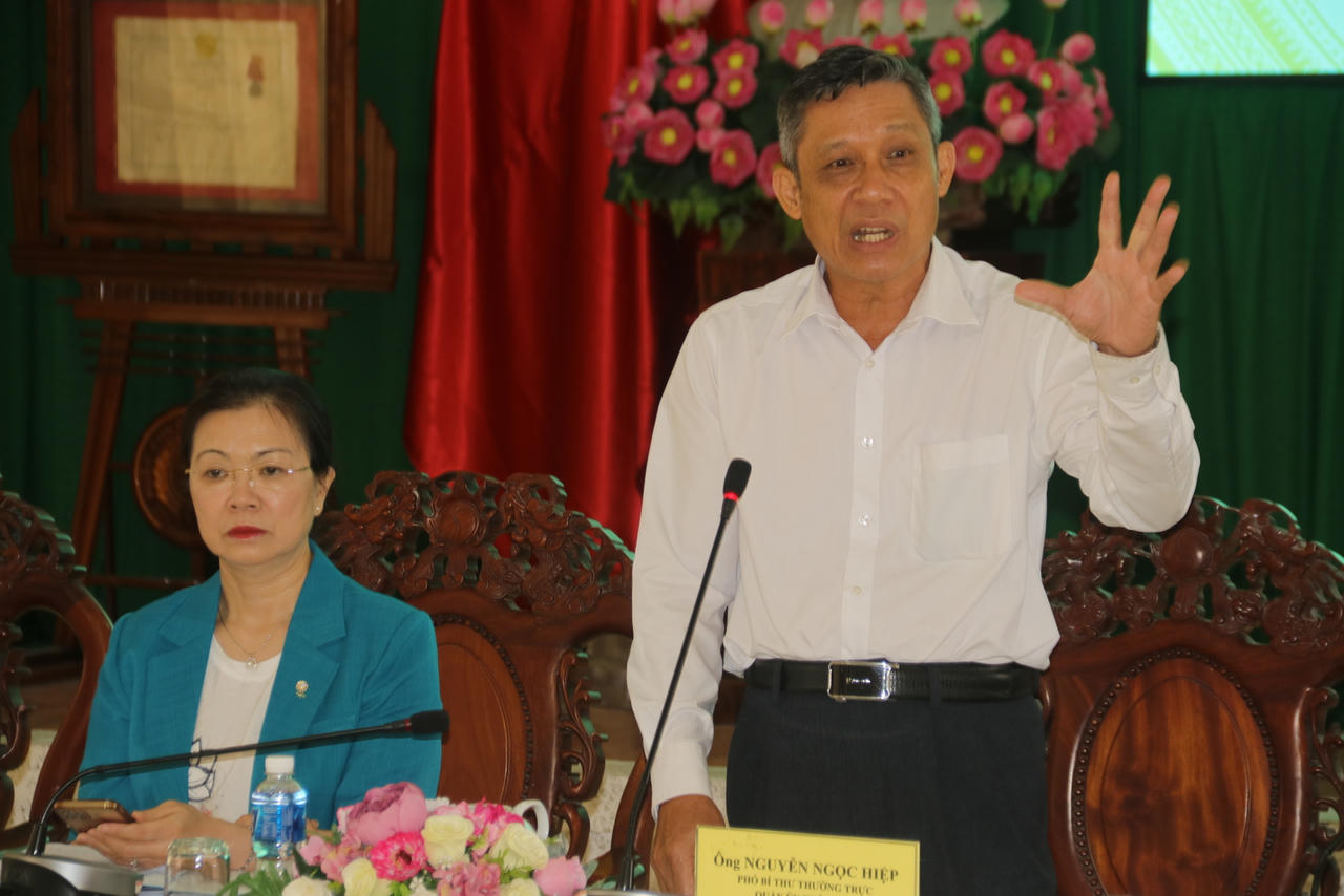 Đoàn Kiểm tra của Hội đồng PBGDPL trung ương làm việc tại quận Thốt Nốt (Cần Thơ) 