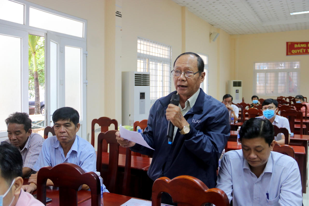 Bộ trưởng Bộ Tư pháp Lê Thành Long tiếp xúc và lắng nghe ý kiến của cử tri Kiên Giang 