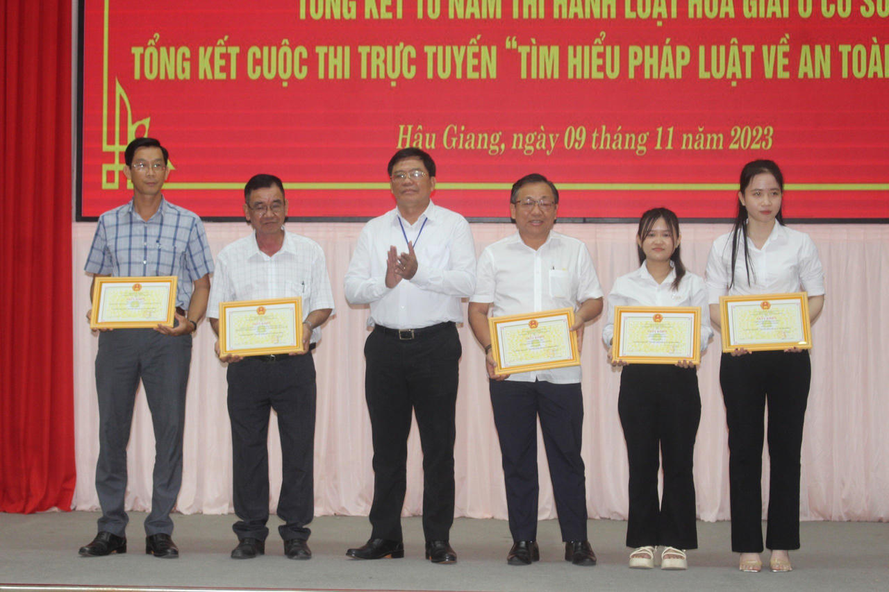 Hậu Giang: Phấn đấu 365 ngày đều là Ngày Pháp luật