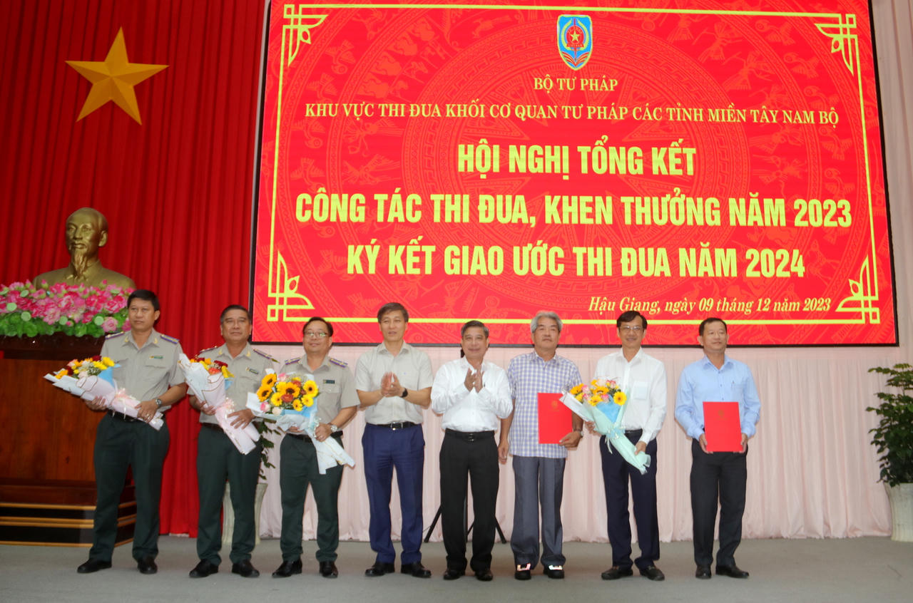 Phong trào thi đua khối cơ quan tư pháp các tỉnh miền Tây Nam Bộ tổ chức sôi nổi với nhiều hình thức đa dạng, phong phú