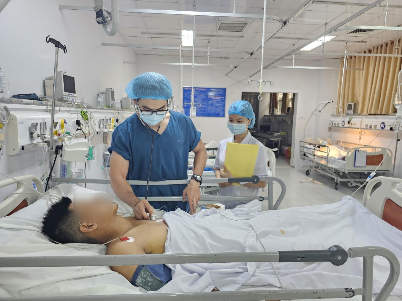 Cứu sống một bệnh nhân bị thủng tim, nguy kịch 