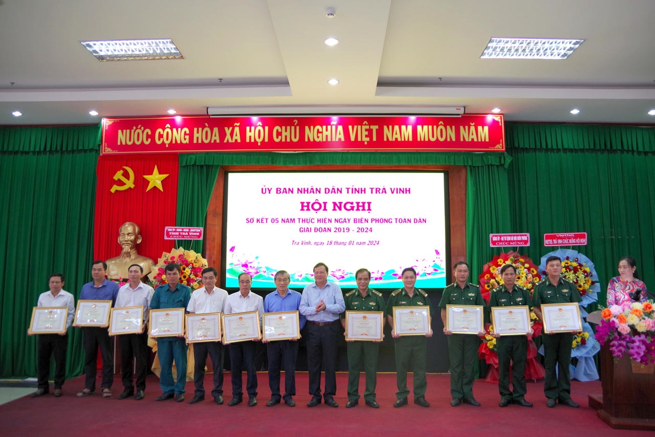  Trà Vinh: Nâng cao ý thức trách nhiệm của cán bộ, người dân trong thực hiện “Ngày Biên phòng toàn dân”