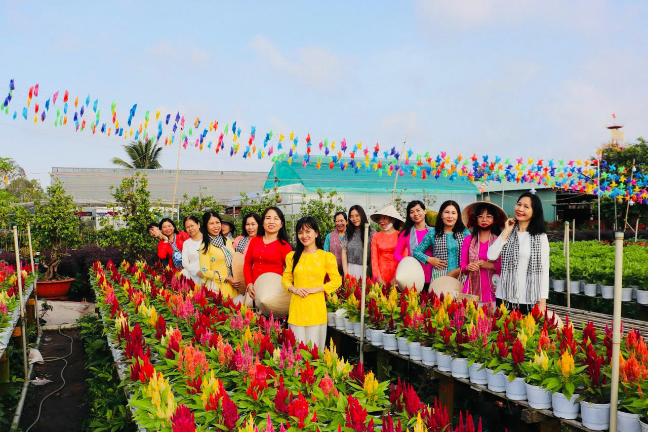 Festival Hoa - Kiểng Sa Đéc thu hút khoảng 245.000 du khách tham quan, trải nghiệm