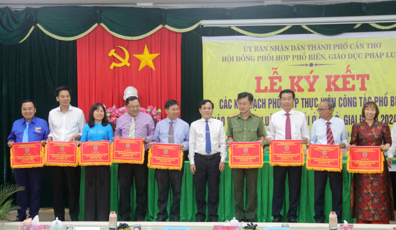 Cần Thơ đẩy mạnh phối hợp PBGDPL, hướng về cơ sở, lấy người dân làm trung tâm