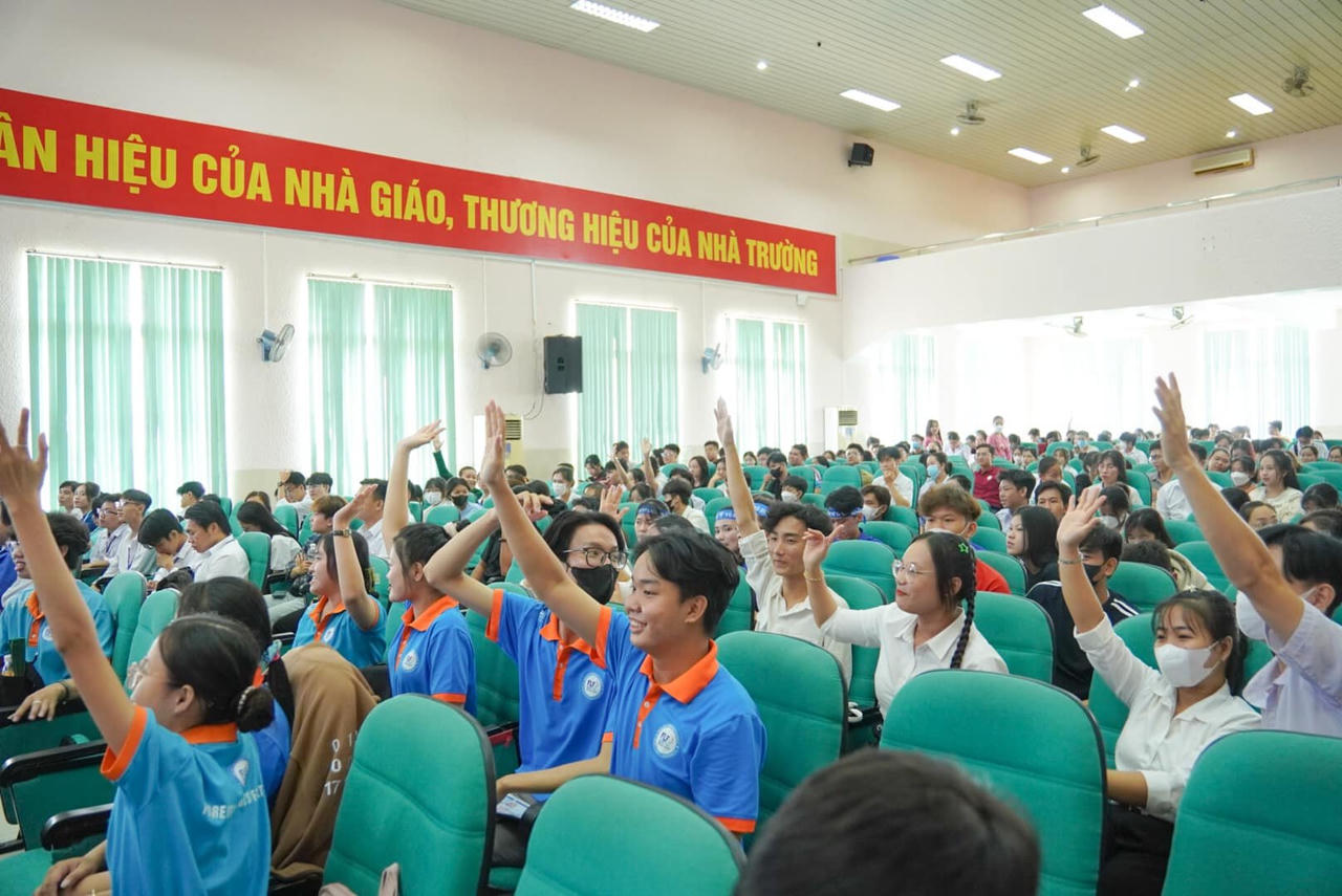 Cuộc thi “Tìm hiểu pháp luật cho sinh viên trường Đại học Đồng Tháp” thu hút hơn 10.000 lượt tham gia