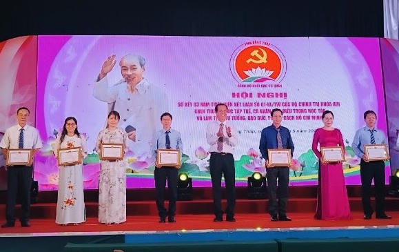 Sở Tư pháp Đồng Tháp tiêu biểu trong học tập và làm theo tư tưởng, đạo đức, phong cách Hồ Chí Minh 