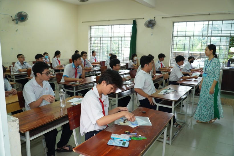 Thí sinh các địa phương bước vào Kỳ thi tuyển sinh lớp 10