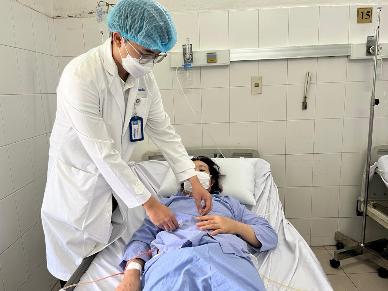 Cứu sống bệnh nhân xuất huyết tiêu hóa hiếm gặp nguy kịch