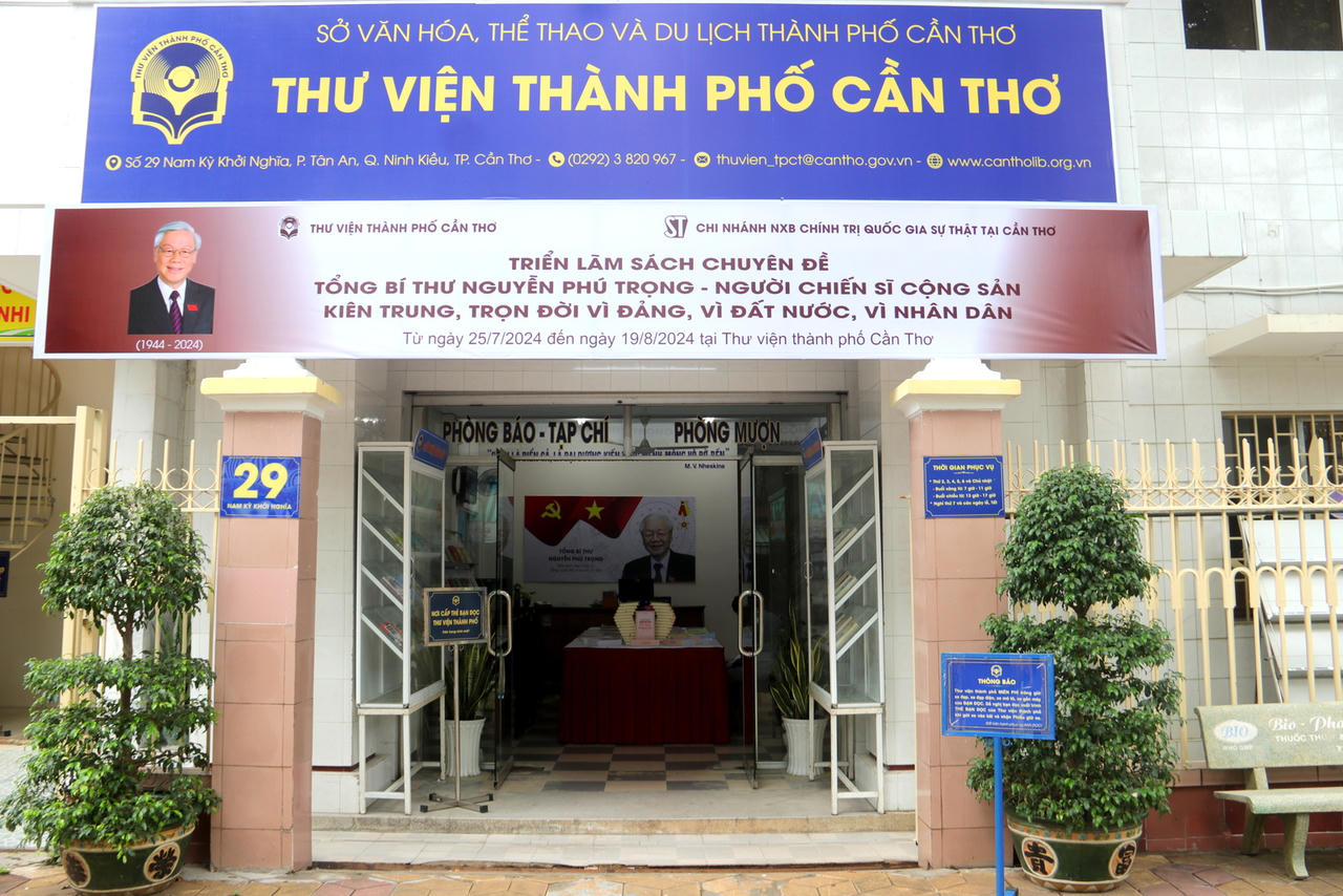 Cần Thơ triển lãm sách về Tổng Bí thư Nguyễn Phú Trọng 