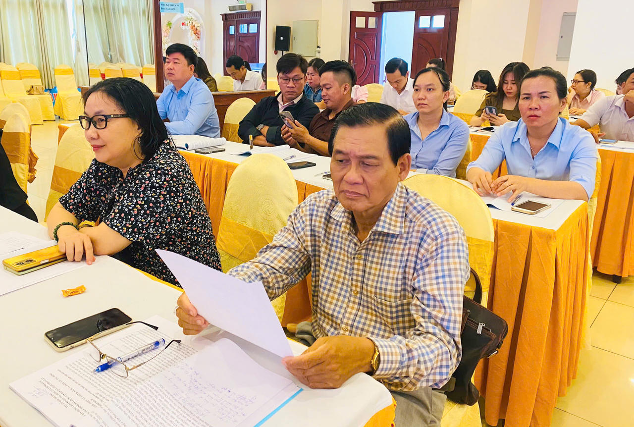 Cần Thơ: Tuyên truyền, nâng cao kiến thức pháp luật về bảo vệ môi trường cho cán bộ, công chức