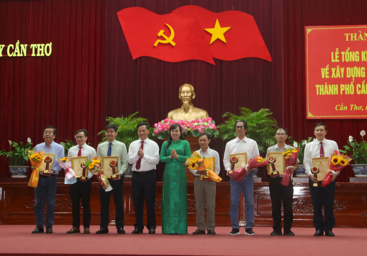 50 tác phẩm đoạt giải Búa Liềm vàng TP Cần Thơ năm 2024 