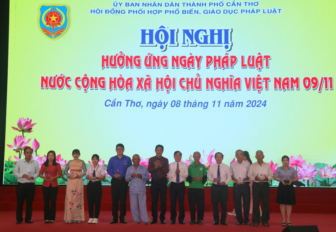 Cần Thơ lan tỏa ý nghĩa Ngày pháp luật đến toàn dân 